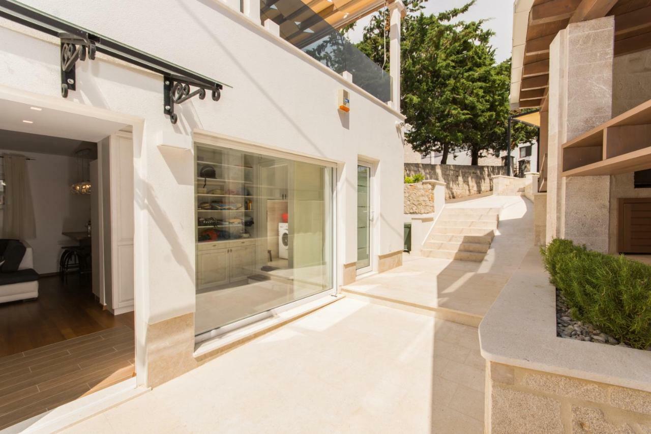 Villa Hurem โตรกีร์ ภายนอก รูปภาพ