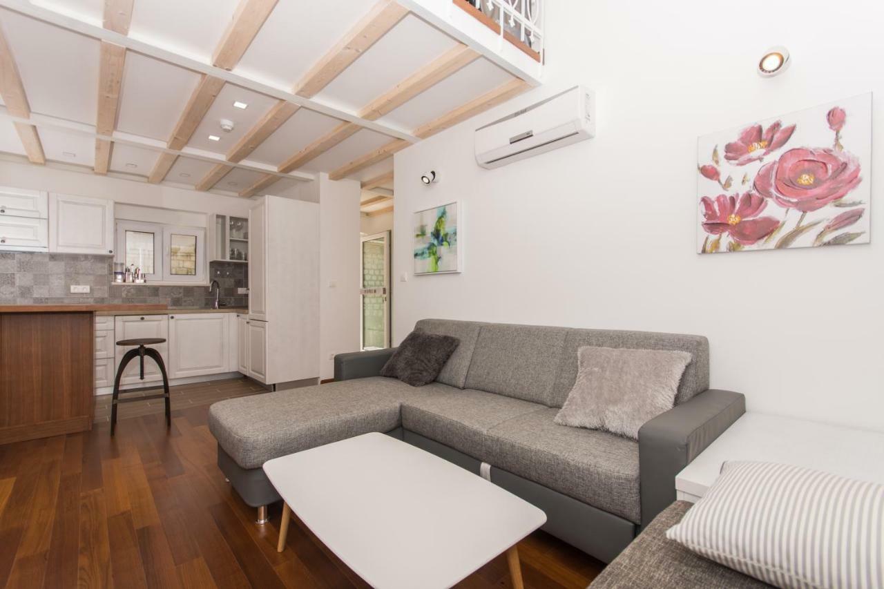 Villa Hurem โตรกีร์ ภายนอก รูปภาพ